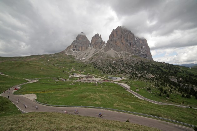 Unter Langkofel Richtung Sellajoch